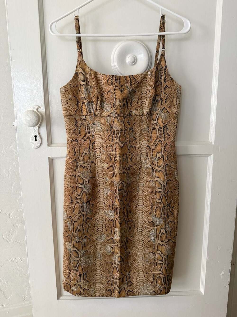 Y2K Carmen Marc Valvo Size 4 Snakeskin Print Floral Embroidered Sheath Dress